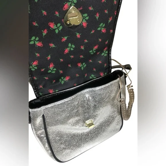 RETRO BETSEY JOHNSON Kitsch Silver Phone Crossbody Bag - Picture 6 of 7